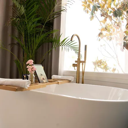 Luxury Experience ベッド・アンド・ブレックファスト
